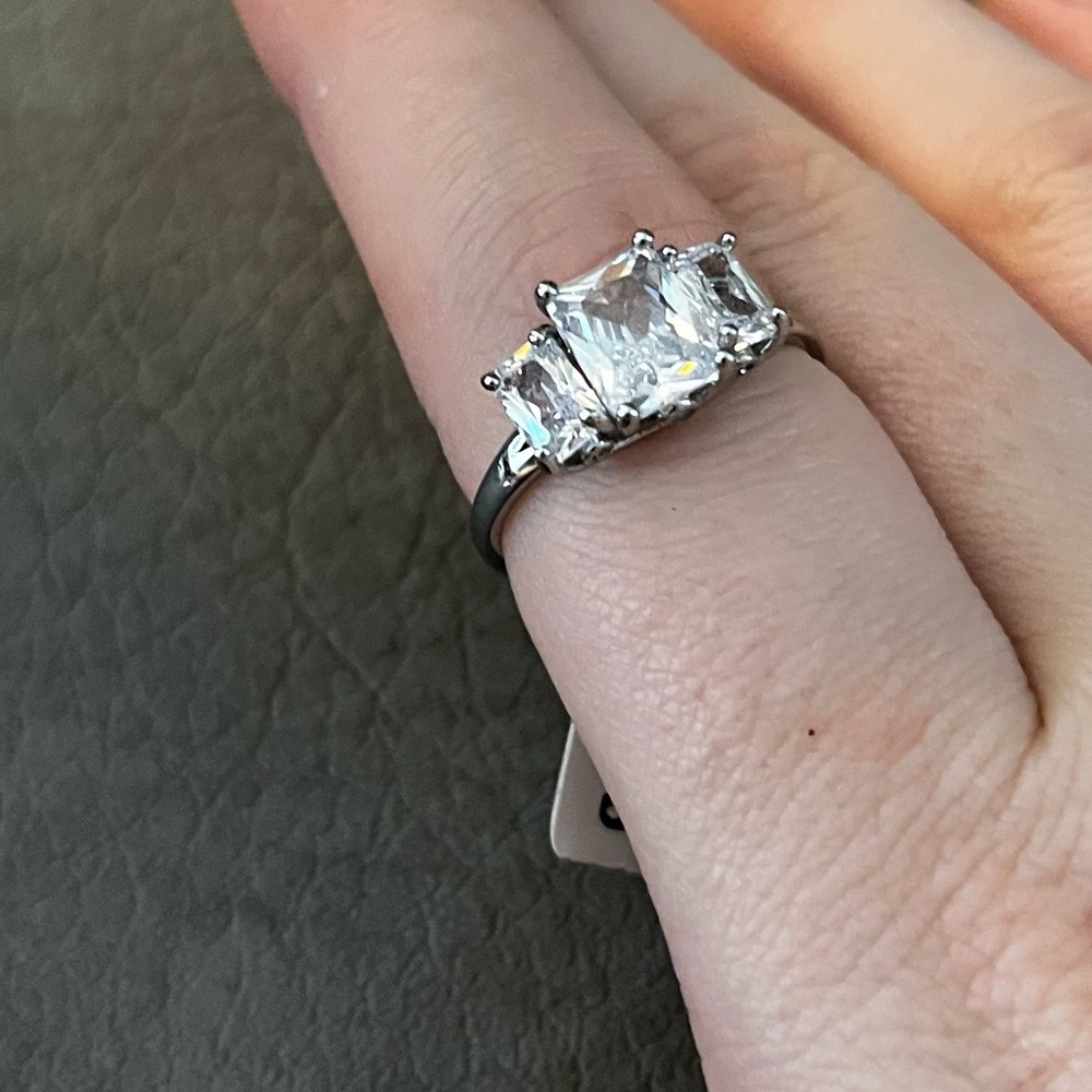Charmed Aroma | Size 8 Ring